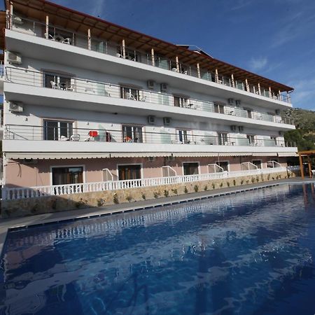 Hotel Riviera Borsh Exterior photo